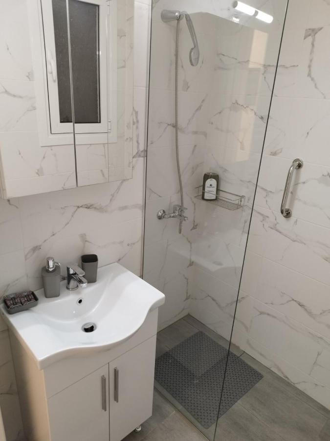 Apartament Zeus *